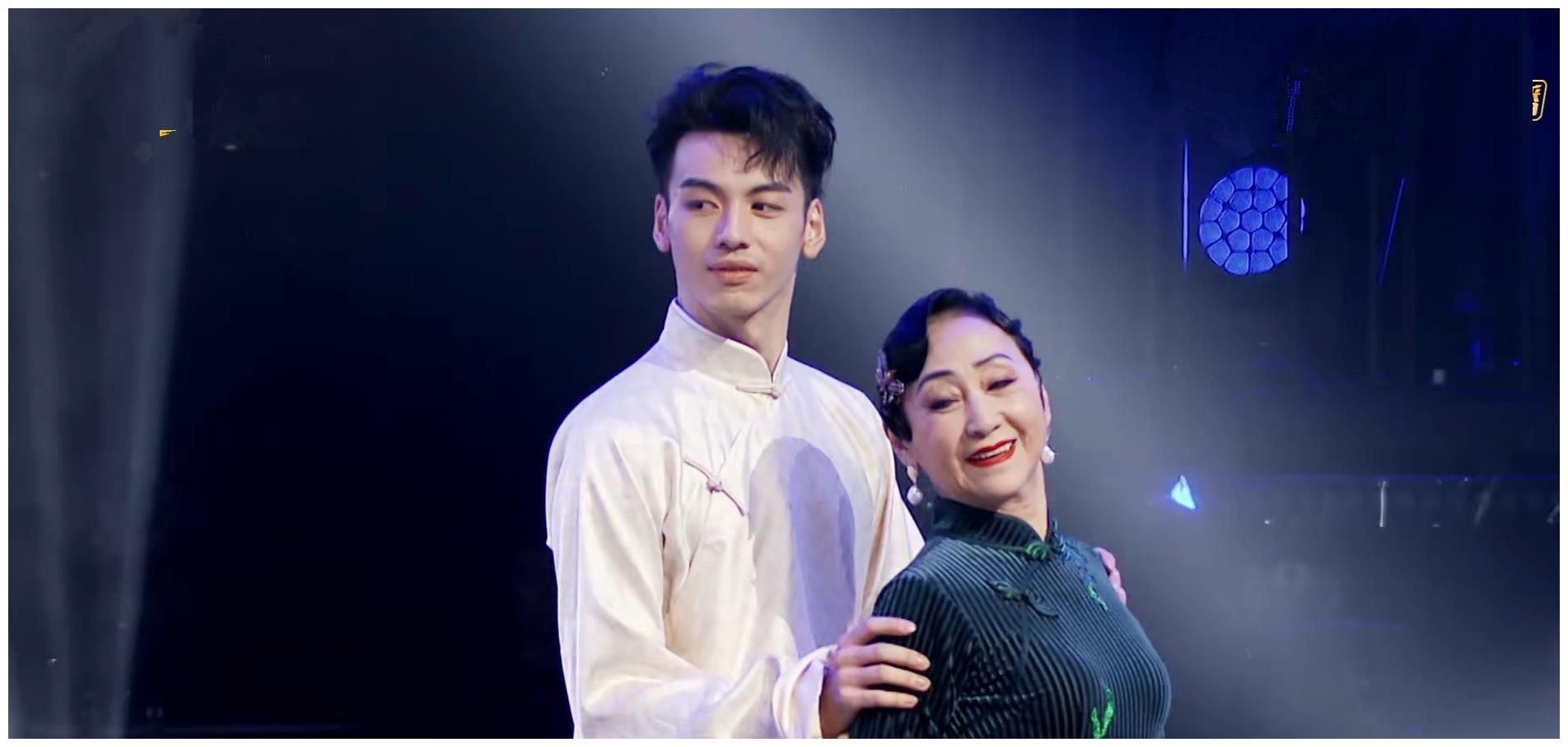 著名舞蹈家逝世,刘迦李响发文追忆,陈爱莲老师一路走好