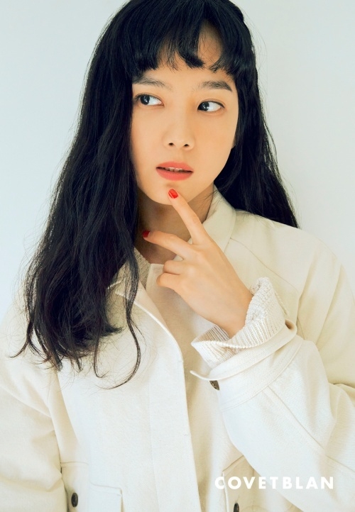 韩国女艺人尹胜雅最新代言宣传照曝光