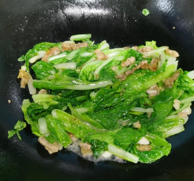 油渣青菜,简单快手家常菜|青菜|油渣|快手_新浪新闻