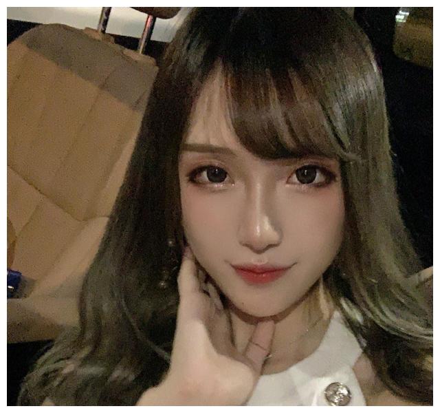 对比1年前的腐团儿现在的照片引粉丝吐槽网友啥画质