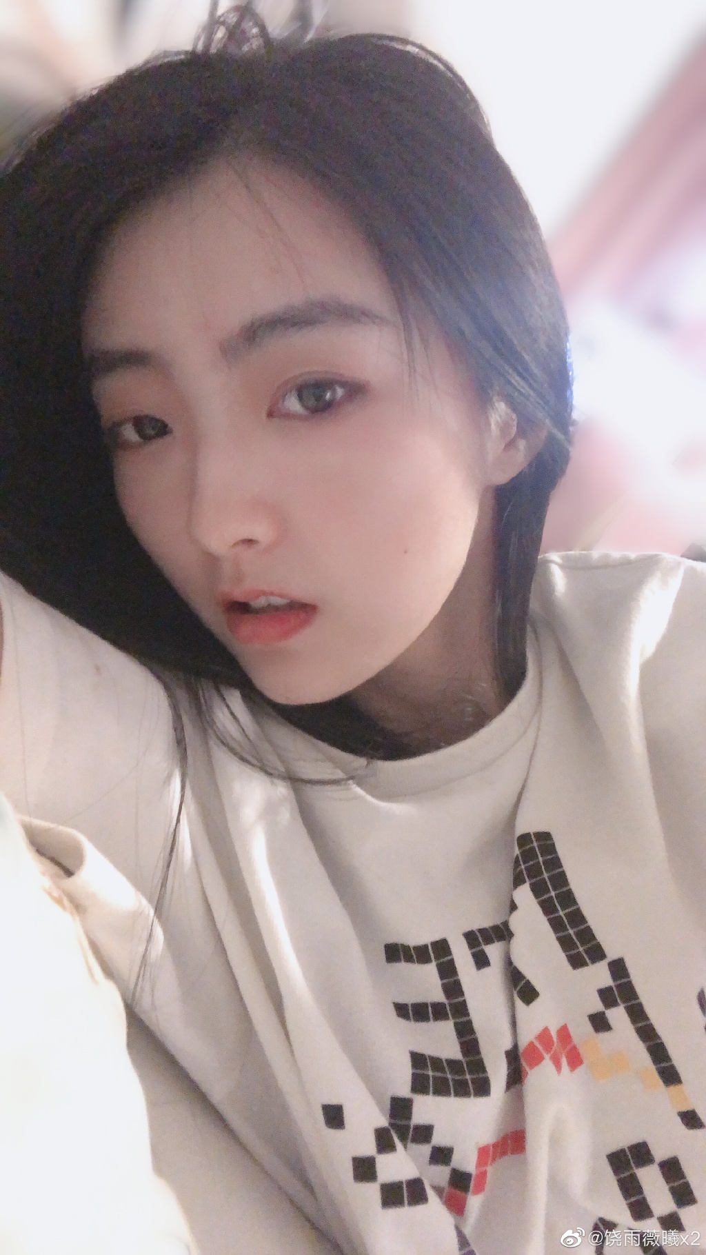 英雄联盟美女主持人饶雨薇迷人写真美照欣赏