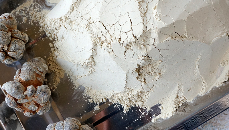 云南文山三七粉和田七粉有区别 但不影响食用 云南 三七粉 田七粉 新浪新闻