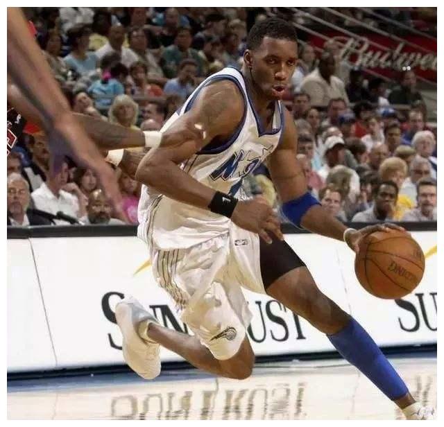 nba球星跟腱若分等级:乔丹a级,麦迪s级,唯独他sss级