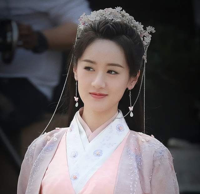 袁冰妍因偷漏税被罚97万!代言品牌火速切割,杨幂钟汉良也受牵连休闲区蓝鸢梦想 - Www.slyday.coM 袁冰妍因偷漏税被罚97万!代言品牌火速切割,杨幂钟汉良也受牵连休闲区蓝鸢梦想 - Www.slyday.coM