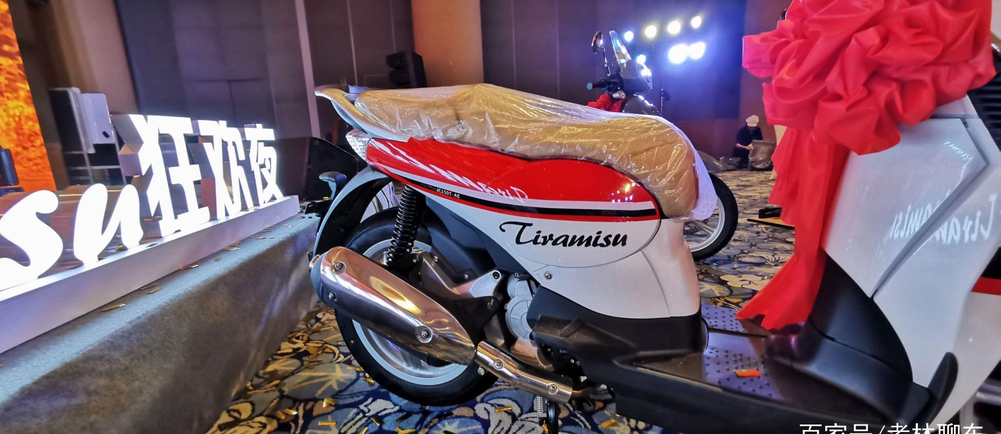 金城提拉米苏圣甲虫150abs都市版部分细节图展示