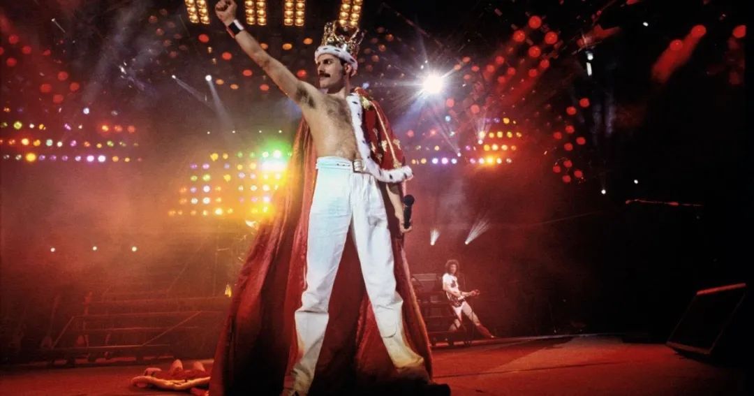 牙叔离开的第三十年狂想曲们仍在民间飘扬