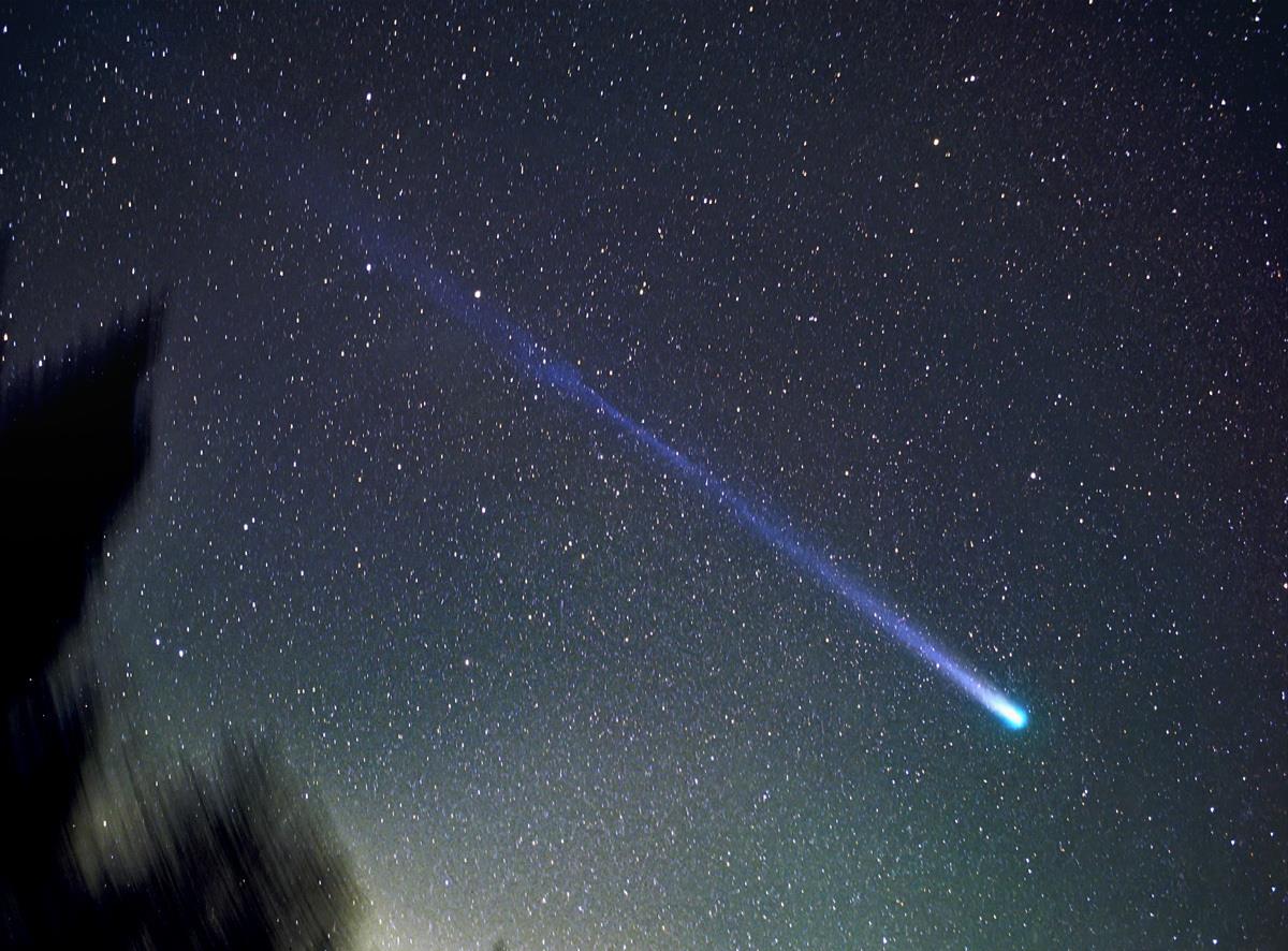 扫把星真的存在这次它直接进入太阳系对地球是否有影响