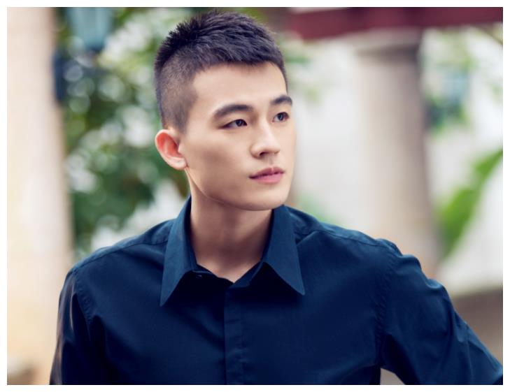 欧豪,最成功的快男,从歌手到演员一路开挂,靠《八佰》再次走红