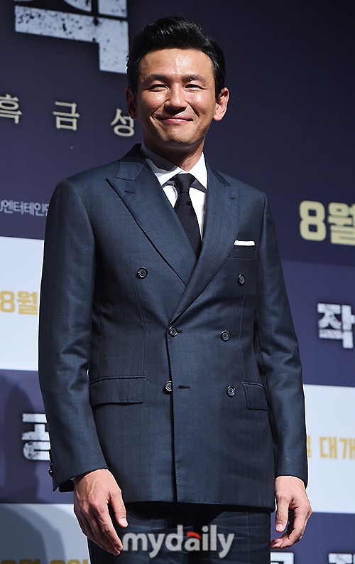 韩国艺人黄政民出演郑允浩新专辑主打歌mv