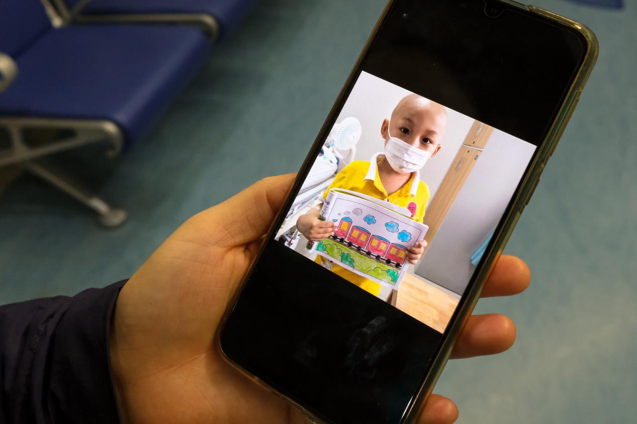 一位妈妈写给5岁白血病儿子的信,字里行间温暖又感伤休闲区蓝鸢梦想 - Www.slyday.coM 一位妈妈写给5岁白血病儿子的信,字里行间温暖又感伤休闲区蓝鸢梦想 - Www.slyday.coM