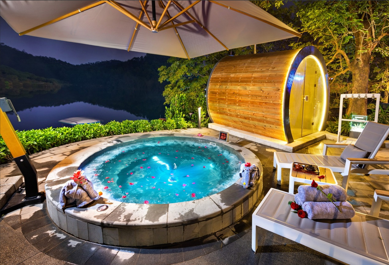 东莞首家塘厦三正半山温泉酒店荣获双五星称号