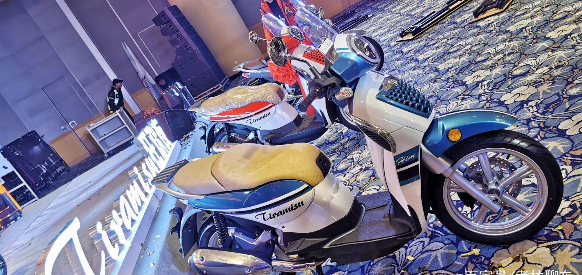 金城提拉米苏圣甲虫150abs都市版部分细节图展示