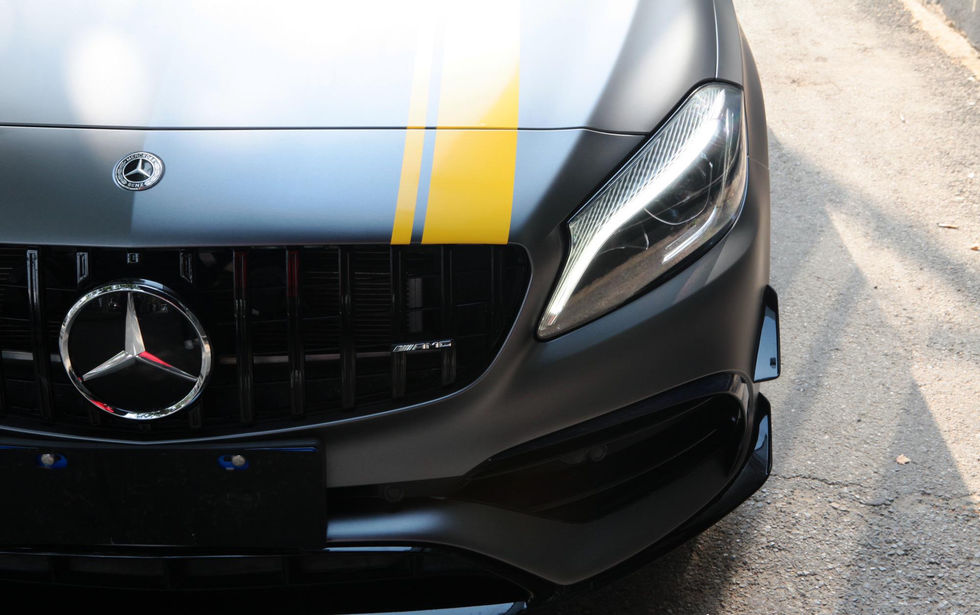 钢炮奔驰amg a45改色帅气的山灰 就不信你喜欢|琪琪格|奔驰|马力_新浪