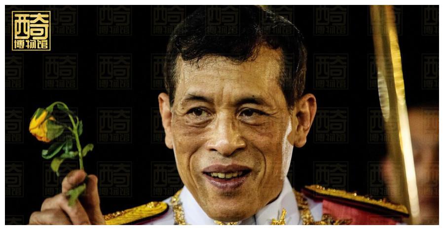 诗妮娜公务中没椅子可坐，惹泰王心疼，王后又拒绝与贵妃同框公务休闲区蓝鸢梦想 - Www.slyday.coM