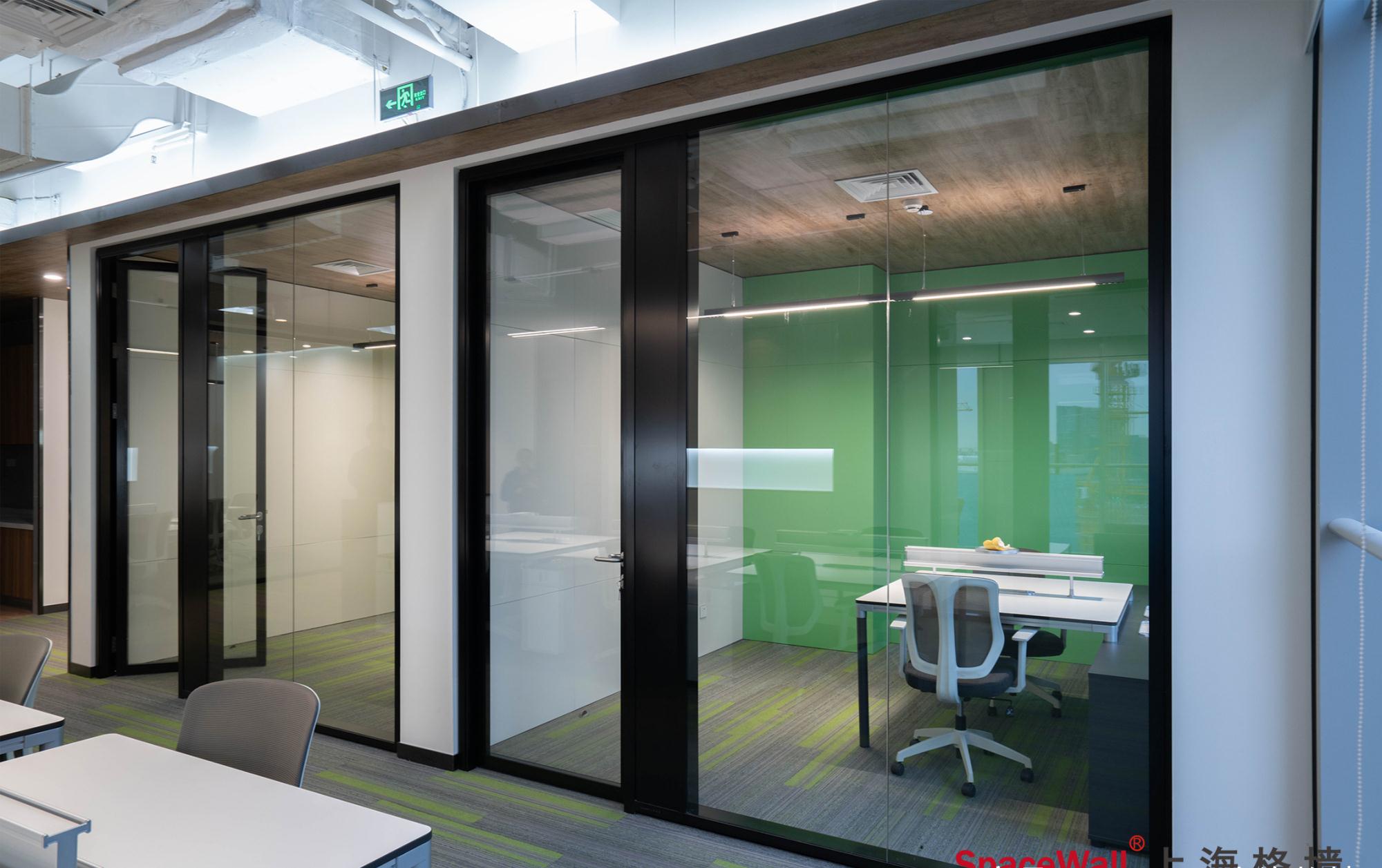 巧用单侧玻璃系统隔断