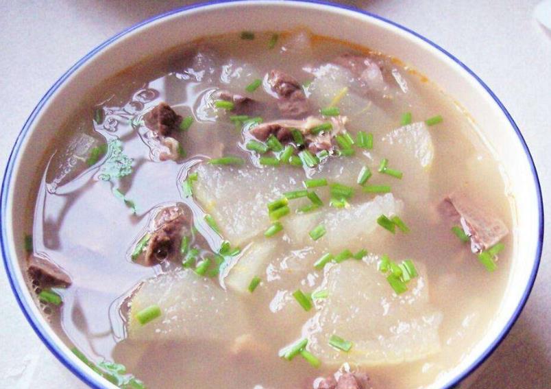 美味的鸭架冬瓜汤充分利用烤鸭材料有了很不错的表现