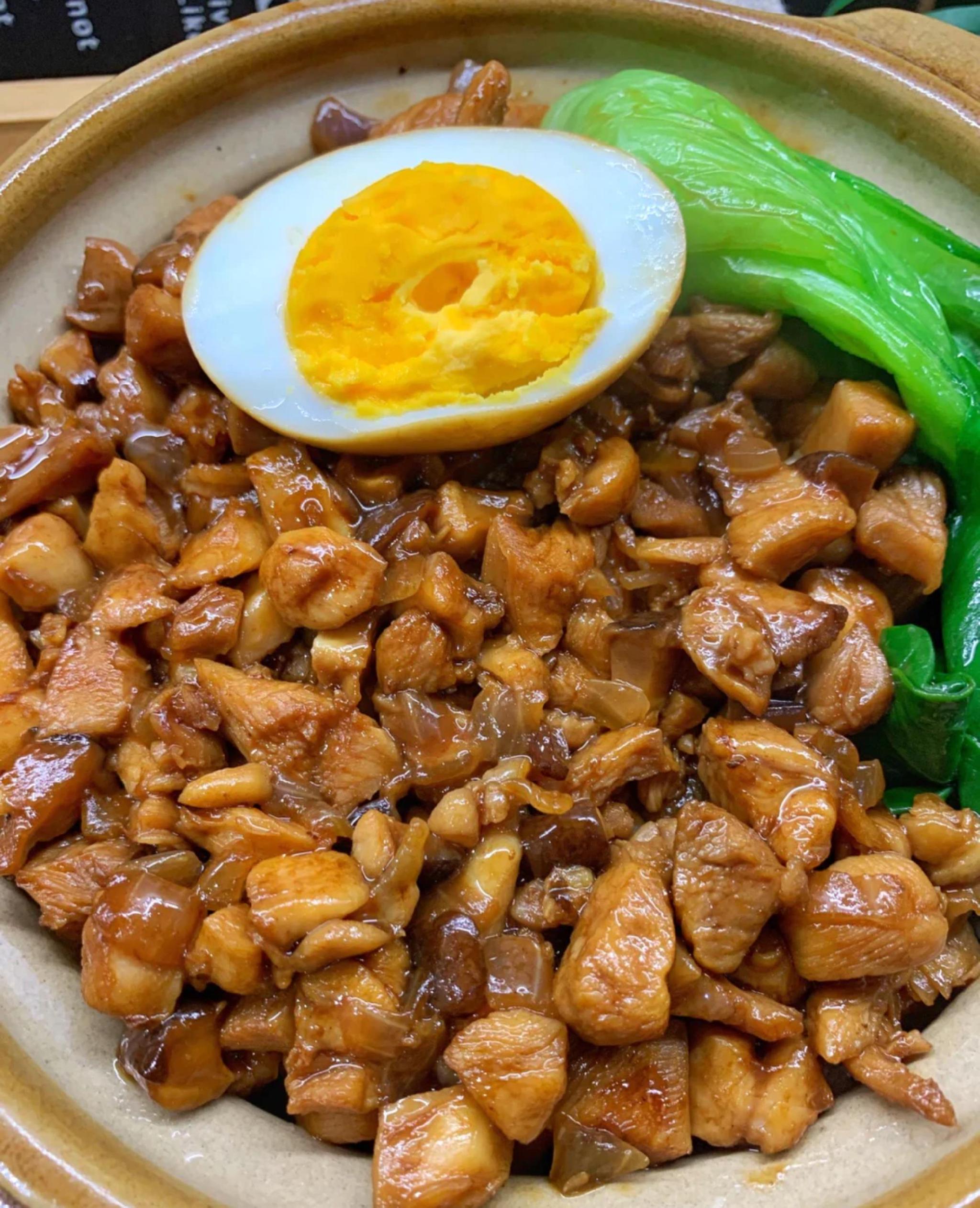 拌饭这样吃真过瘾浓郁诱人的香菇鸡肉饭今日头条