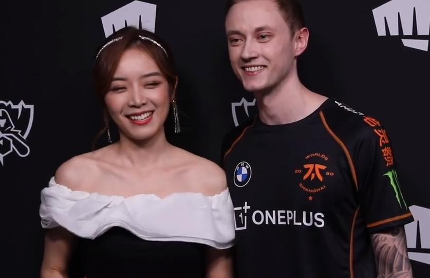 这事真成了s10休赛阶段余霜晒出大量欧成照片跨国恋情有了