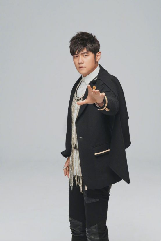 周杰伦要发新专辑?晒照疑似拍摄,网友却吐槽辉煌期已过休闲区蓝鸢梦想 - Www.slyday.coM 周杰伦要发新专辑?晒照疑似拍摄,网友却吐槽辉煌期已过休闲区蓝鸢梦想 - Www.slyday.coM