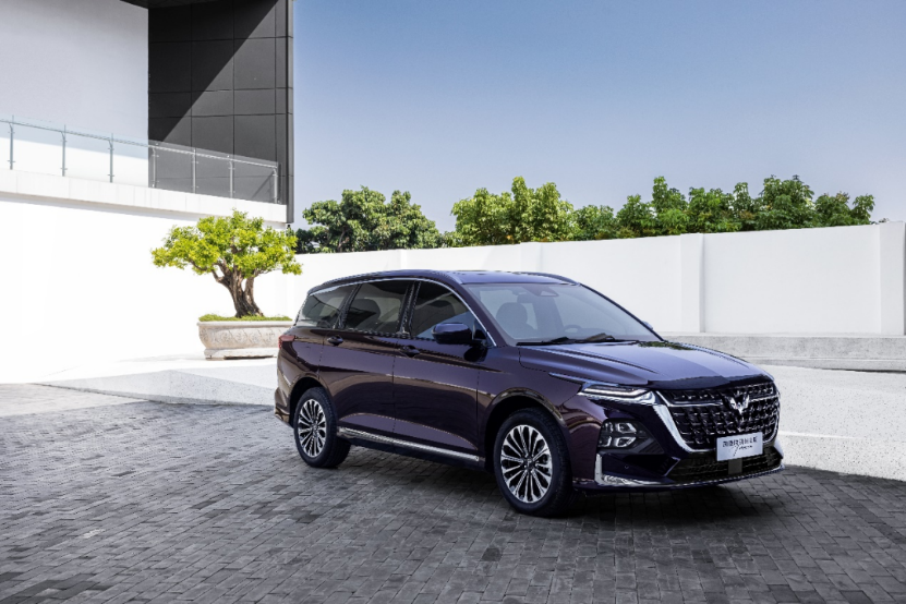 spa级别大四座五菱凯捷混动版成大众家庭出行首选