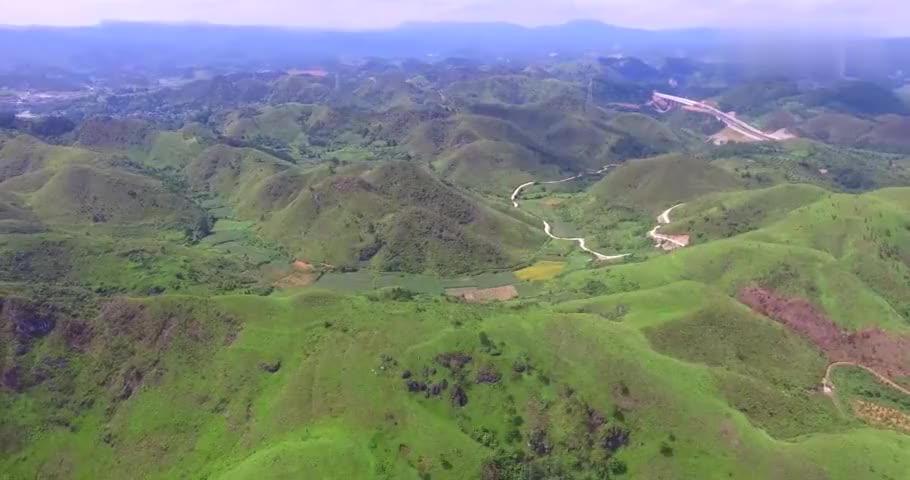 此处巨龙下山,玉带缠腰,少见的顶级风水宝地