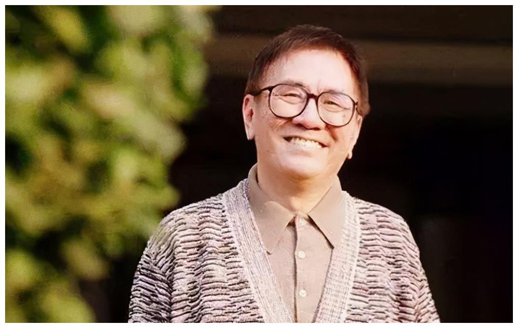香港四大才子之一黄霑的传奇一生比他的歌词还要真