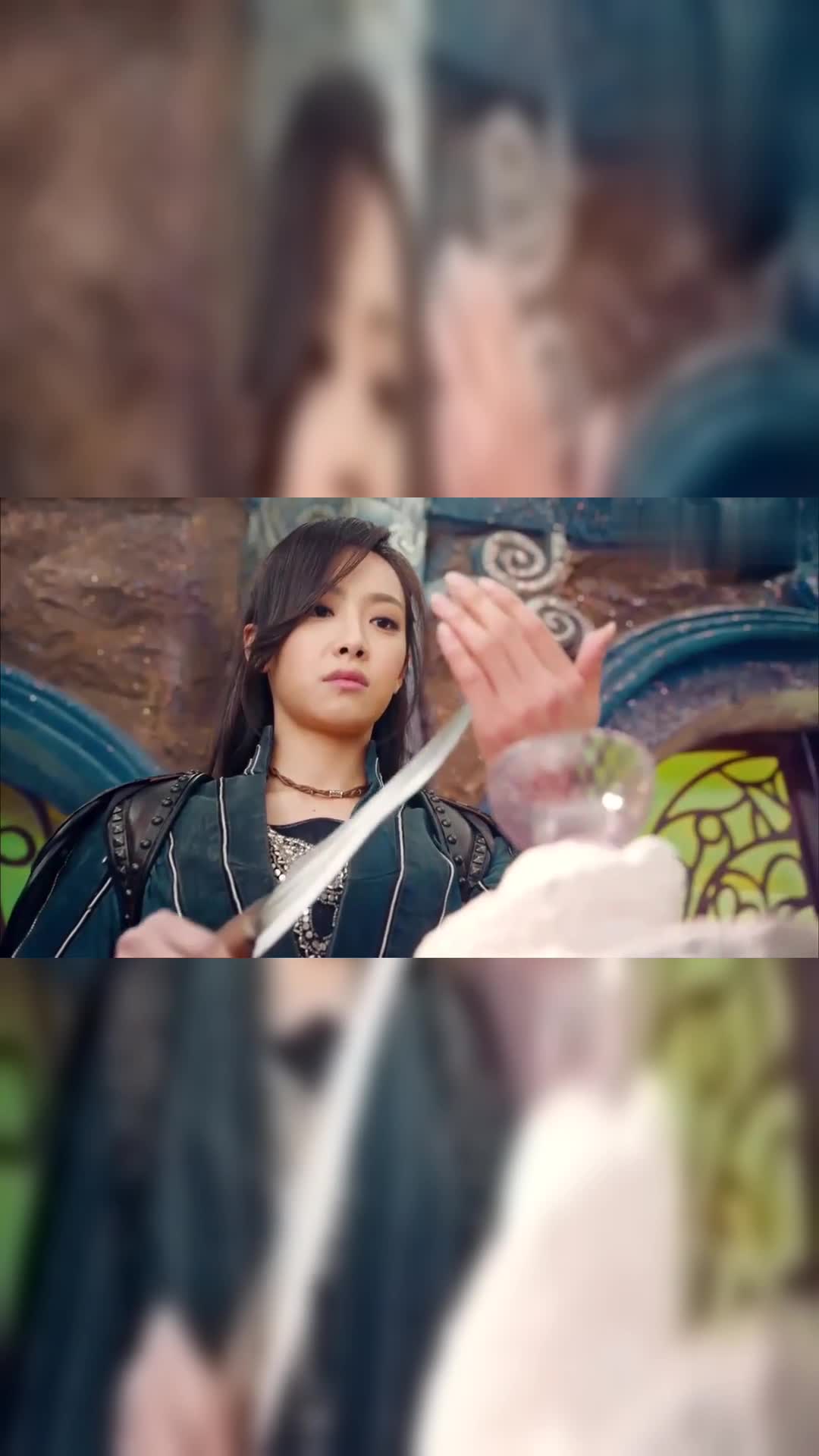 幻城梨落和岚裳都愿为心中的王牺牲贡献鳞片和血