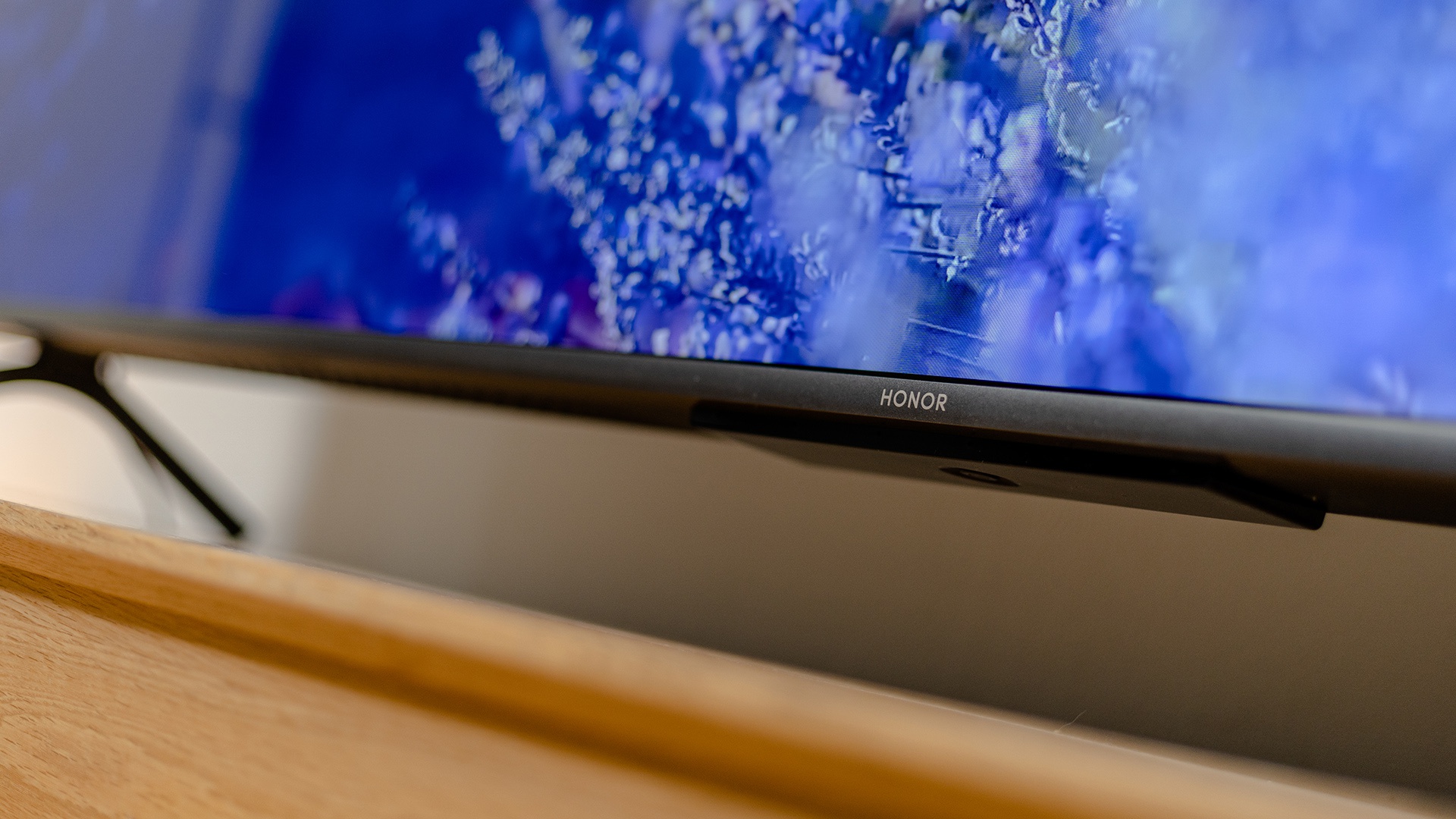 精致机身 旗舰声画 荣耀智慧屏x1 65寸图赏