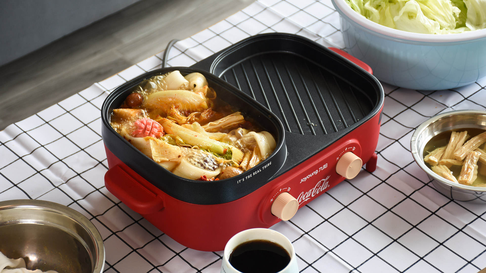 九阳涮烤一体锅:小巧体积竟有多重用途