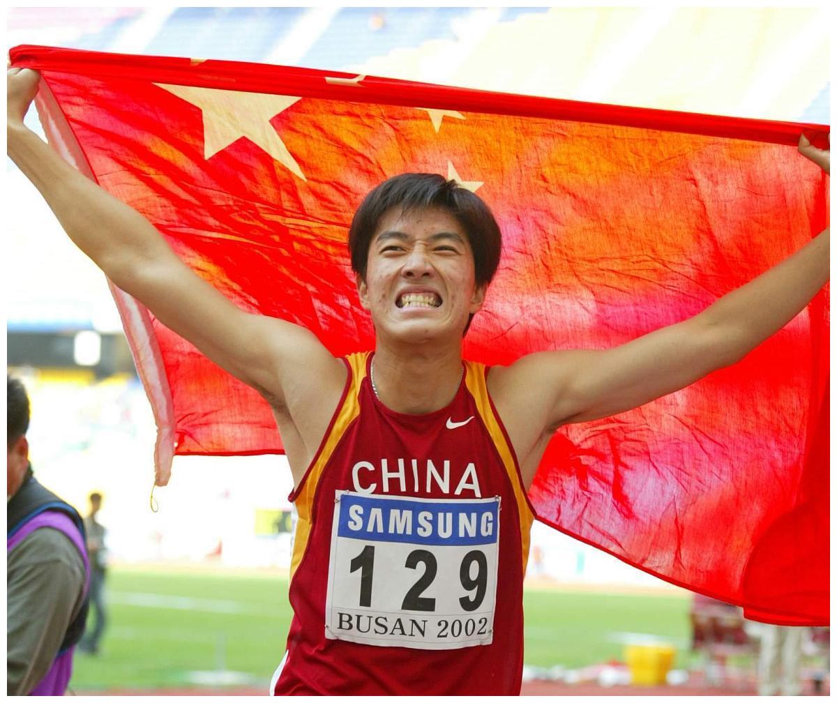 12秒91,奥运会冠军,平世界纪录,创奥运会纪录,中国男子田径第一枚奥运