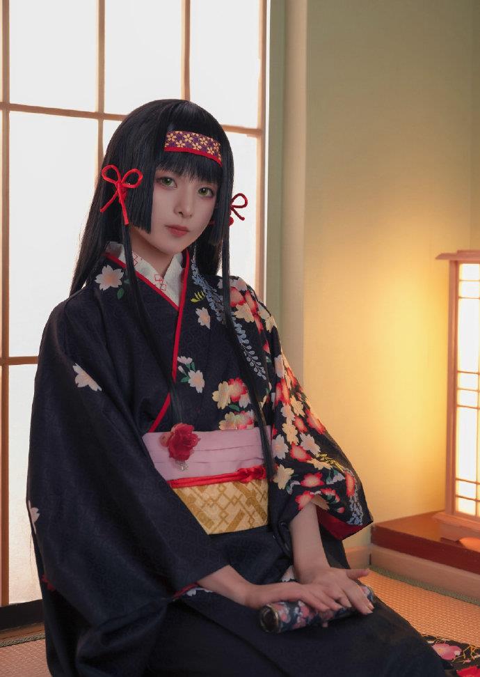 coser腥味猫罐莲华cos