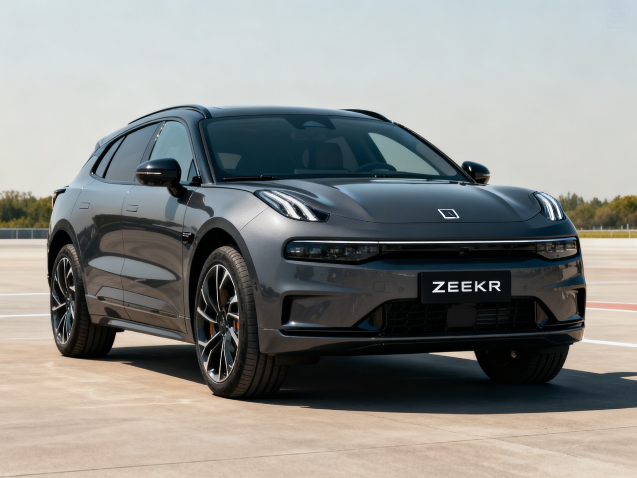 宽高比1.12+3秒破百？极氪8X真能刚宝马X5？