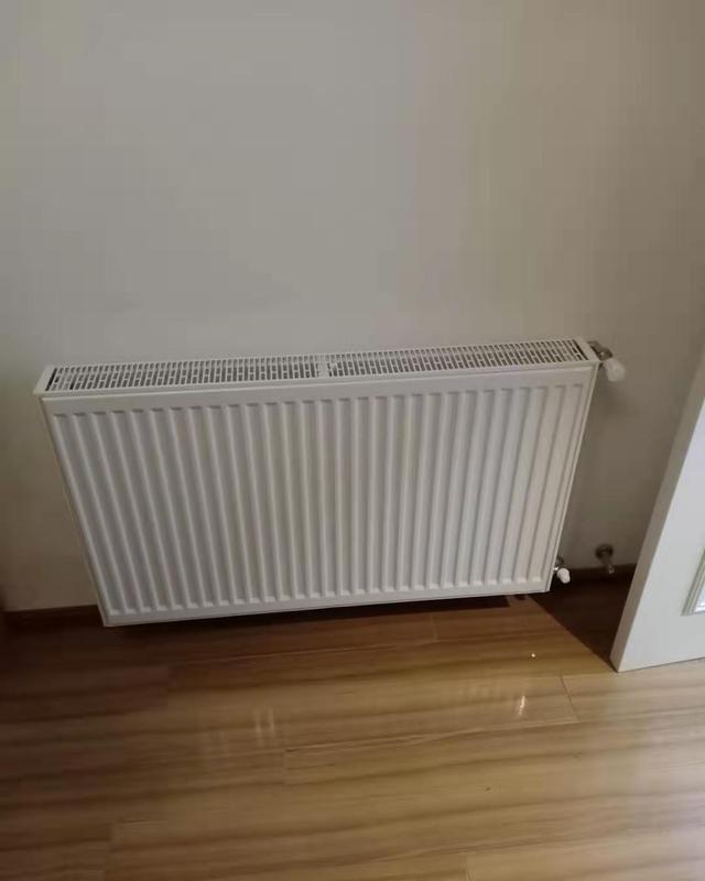 装修好的房子明装暖气片安装效果图欣赏