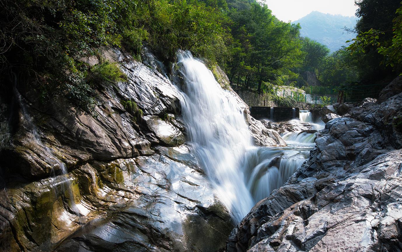西安高冠瀑布,曾是多个朝代的皇家花园,却流传着一个神奇的故事