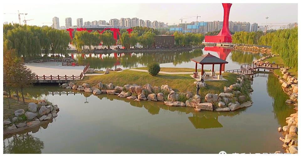 商丘市日月湖景区:看时光染林,观彩叶缤纷