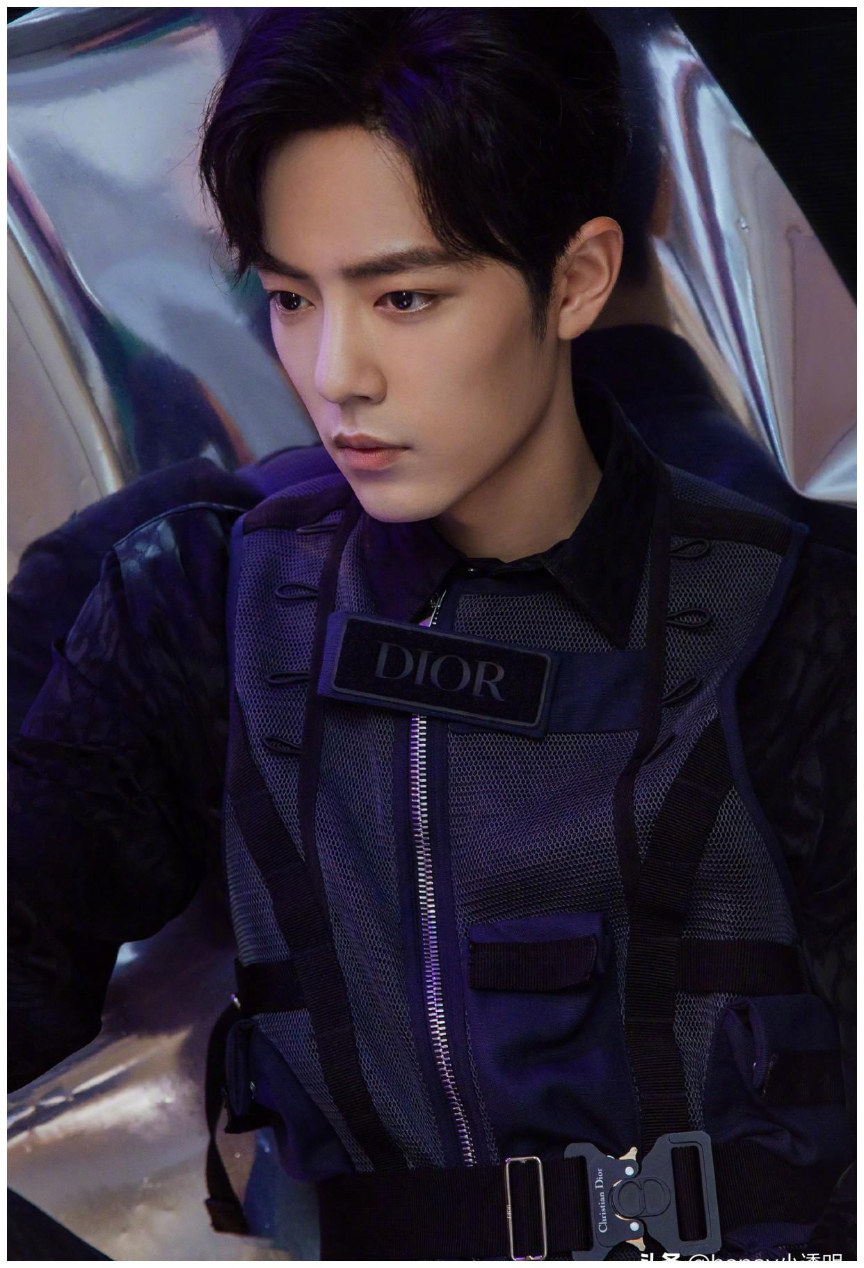 肖战是顶流艺人但不是资本造星的产物他的流量是大众给的