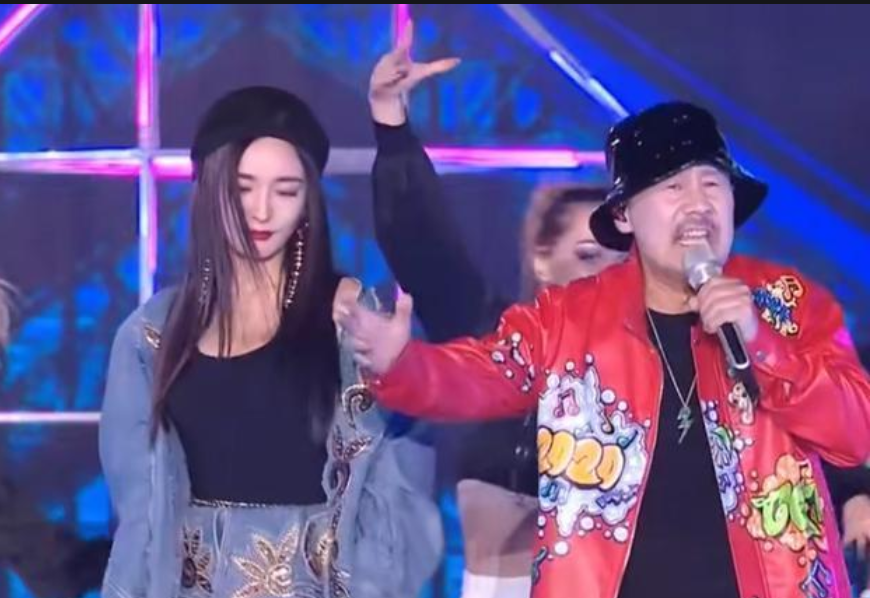 最近被杨幂《野狼disco》刷屏了,舞蹈火辣一般人受不了,太撩人