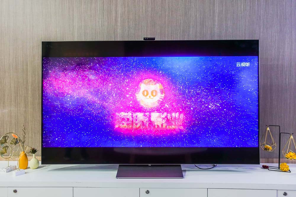 tcl灵悉c12全套系ai家电亮相awe 全场景触手可及