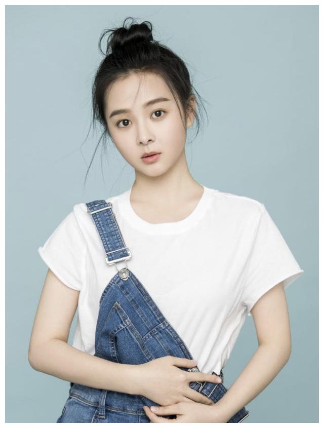 国民闺女杨晓丽学成归来发视频晒近况网友演技派