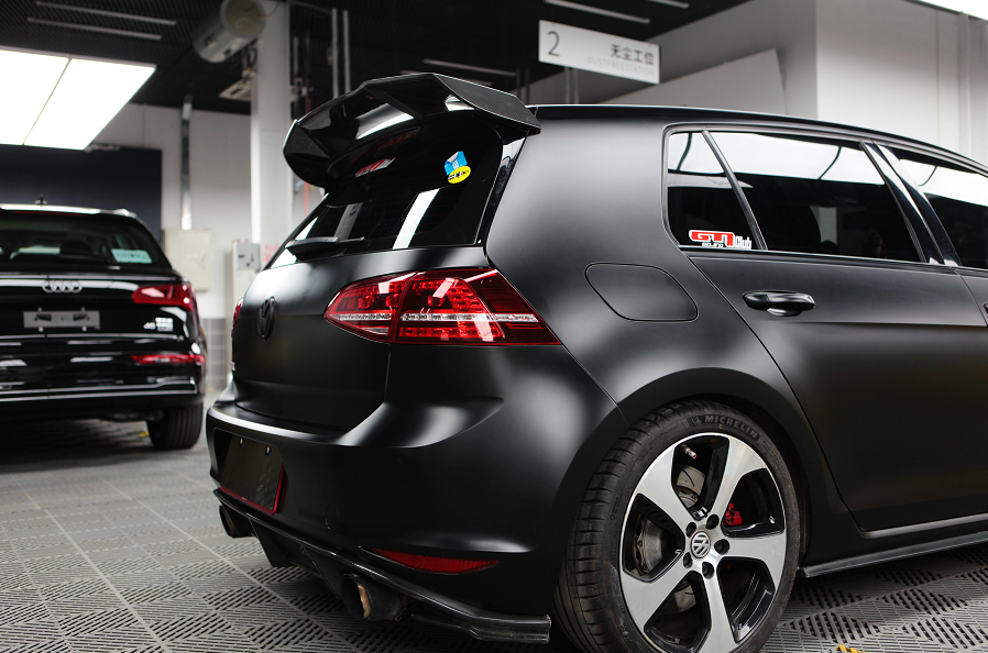 高尔夫gti改色磨砂黑色 钢炮鼻祖也能是黑武士-新浪汽车