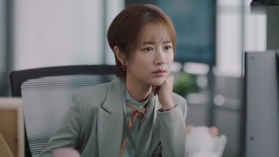 紧急公关:夏茉感到奇怪,今天两个人都没来公司