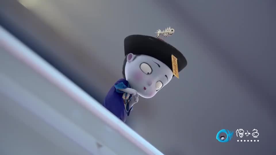 僵小鱼小僵尸倒水把被子打碎这委屈的表情太可爱了