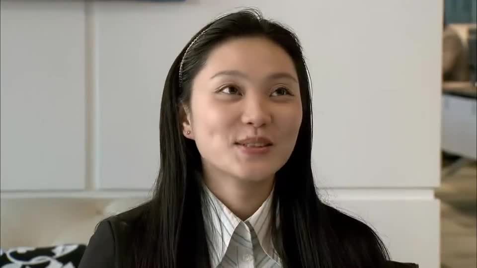 野鸭子:娜娜进了老公办公室,各种撒欢装老大,怎料被老妈撞见!