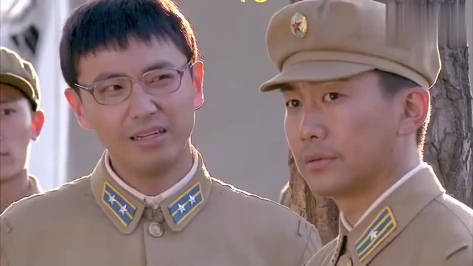 绝密543:敌机返航,不料肖占武闷闷不乐,他的心事让人意外!