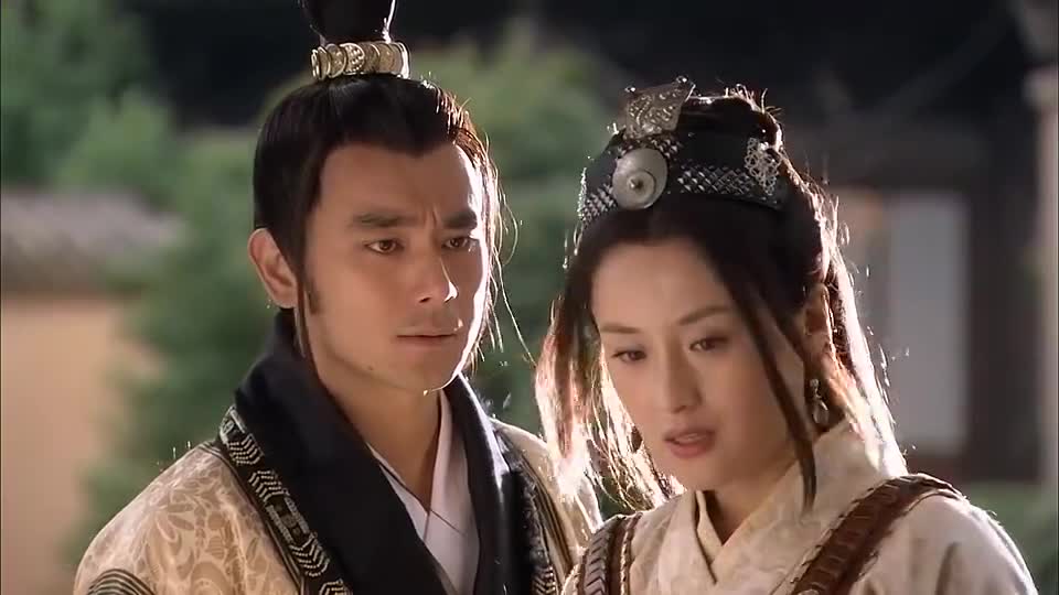 薛丁山:窦仙童初见樊梨花,见到梨花的美貌,瞬间感觉逊色三分