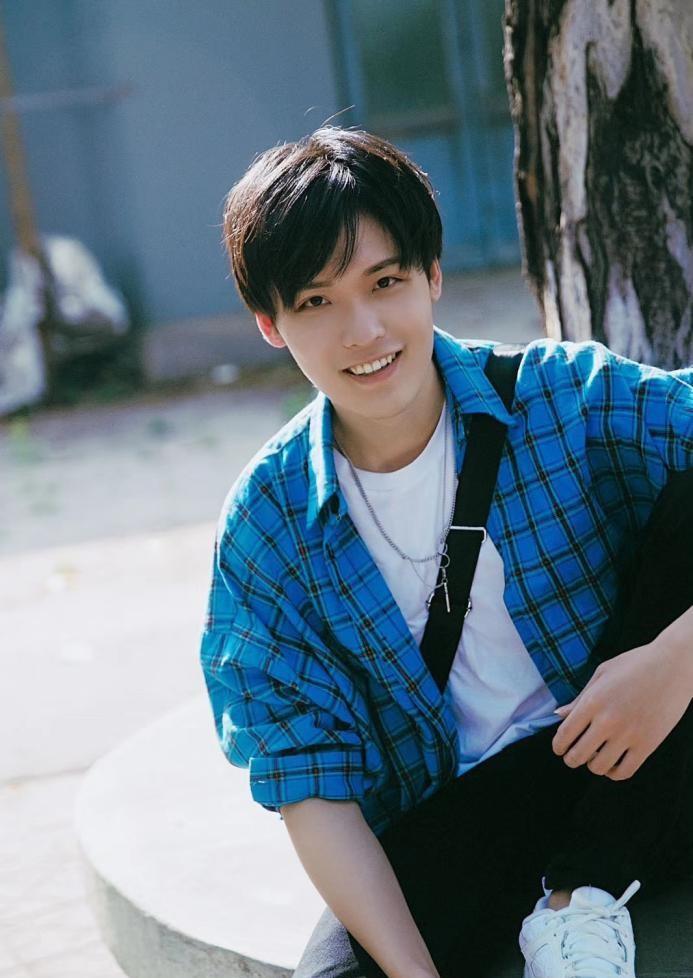 与君歌收官新人演员王奕珵获肯定演艺之路备受期待