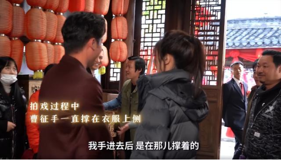 赵丽颖新戏上演低俗婚闹,妹妹衣服被撕坏,男演员绅士细节引夸赞休闲区蓝鸢梦想 - Www.slyday.coM 赵丽颖新戏上演低俗婚闹,妹妹衣服被撕坏,男演员绅士细节引夸赞休闲区蓝鸢梦想 - Www.slyday.coM
