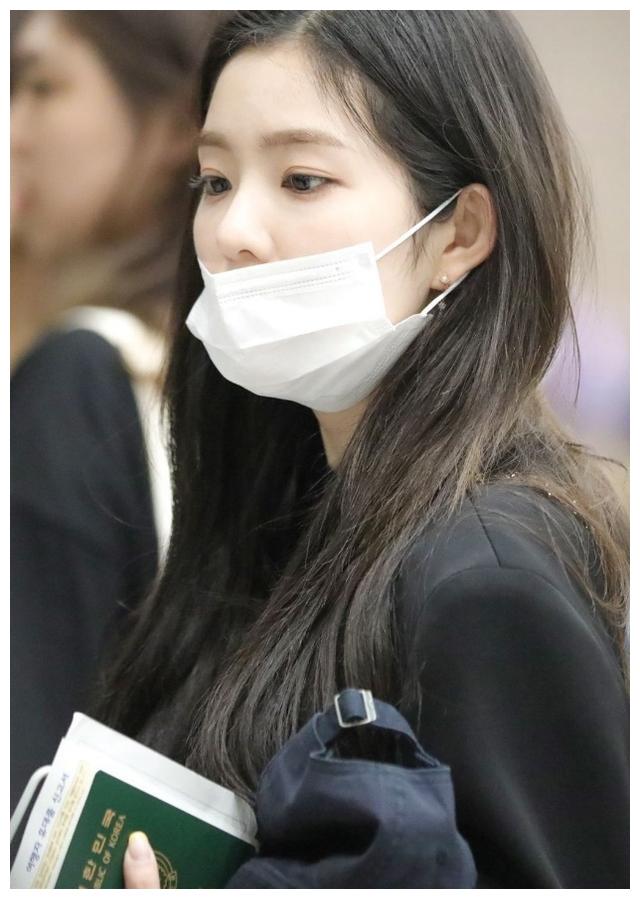 同样是戴口罩明星和我们普通人真的不一样