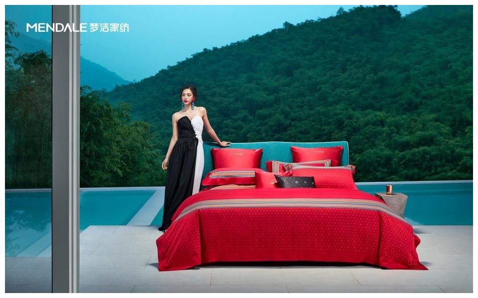 用最后一部喜剧来拥抱新禧2021梦洁温暖你