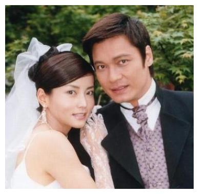 后来李钰在拍摄《猎豹出击》时认识了邵兵,就是这么一个外表看起来很